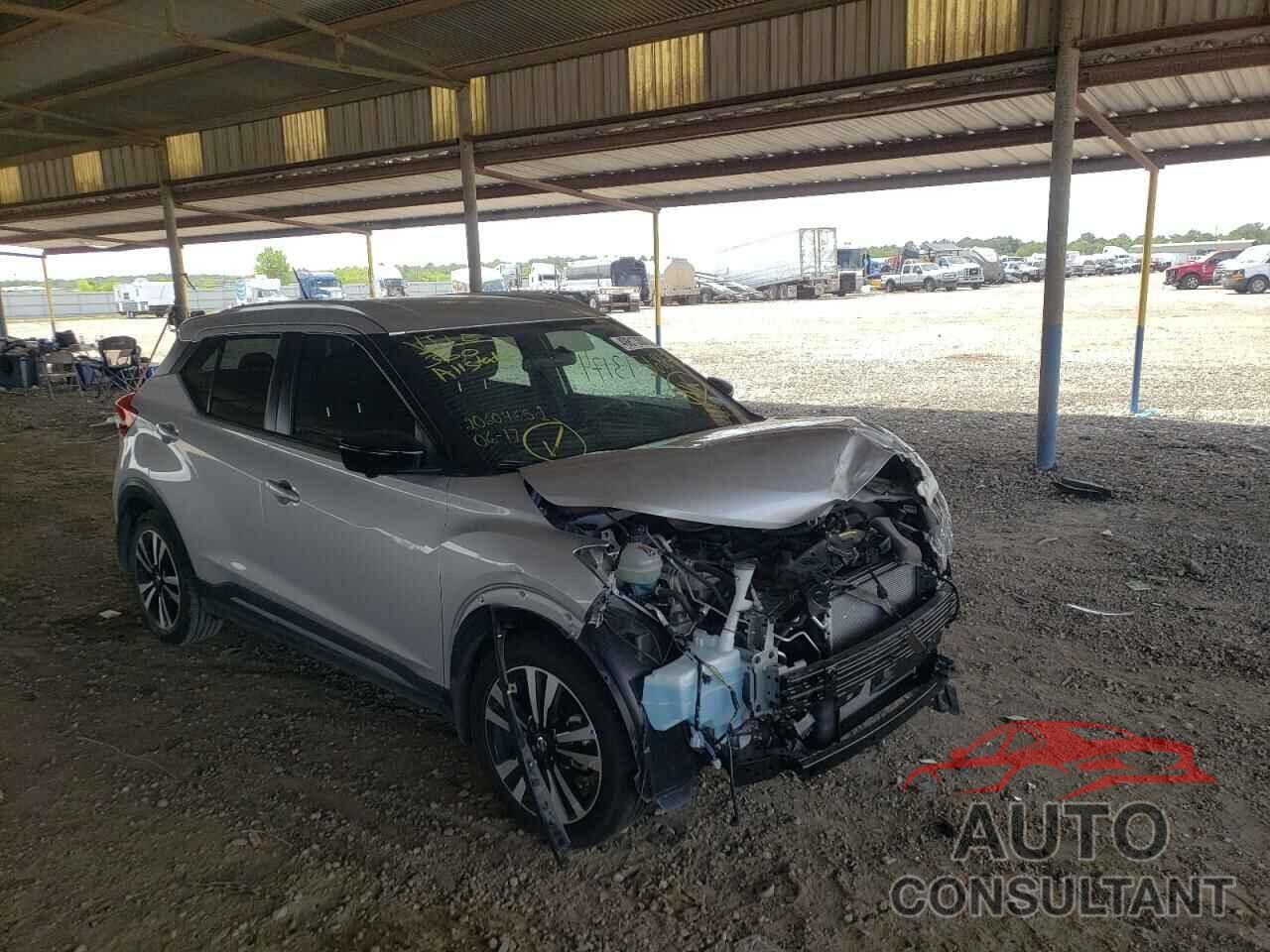 NISSAN KICKS 2019 - 3N1CP5CU0KL568679