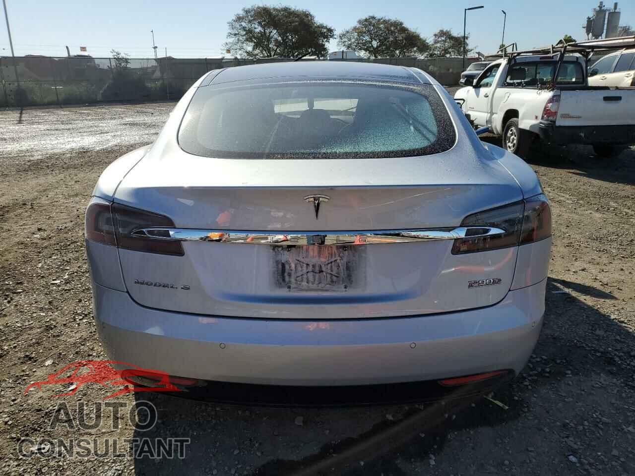 TESLA MODEL S 2016 - 5YJSA1E43GF141177