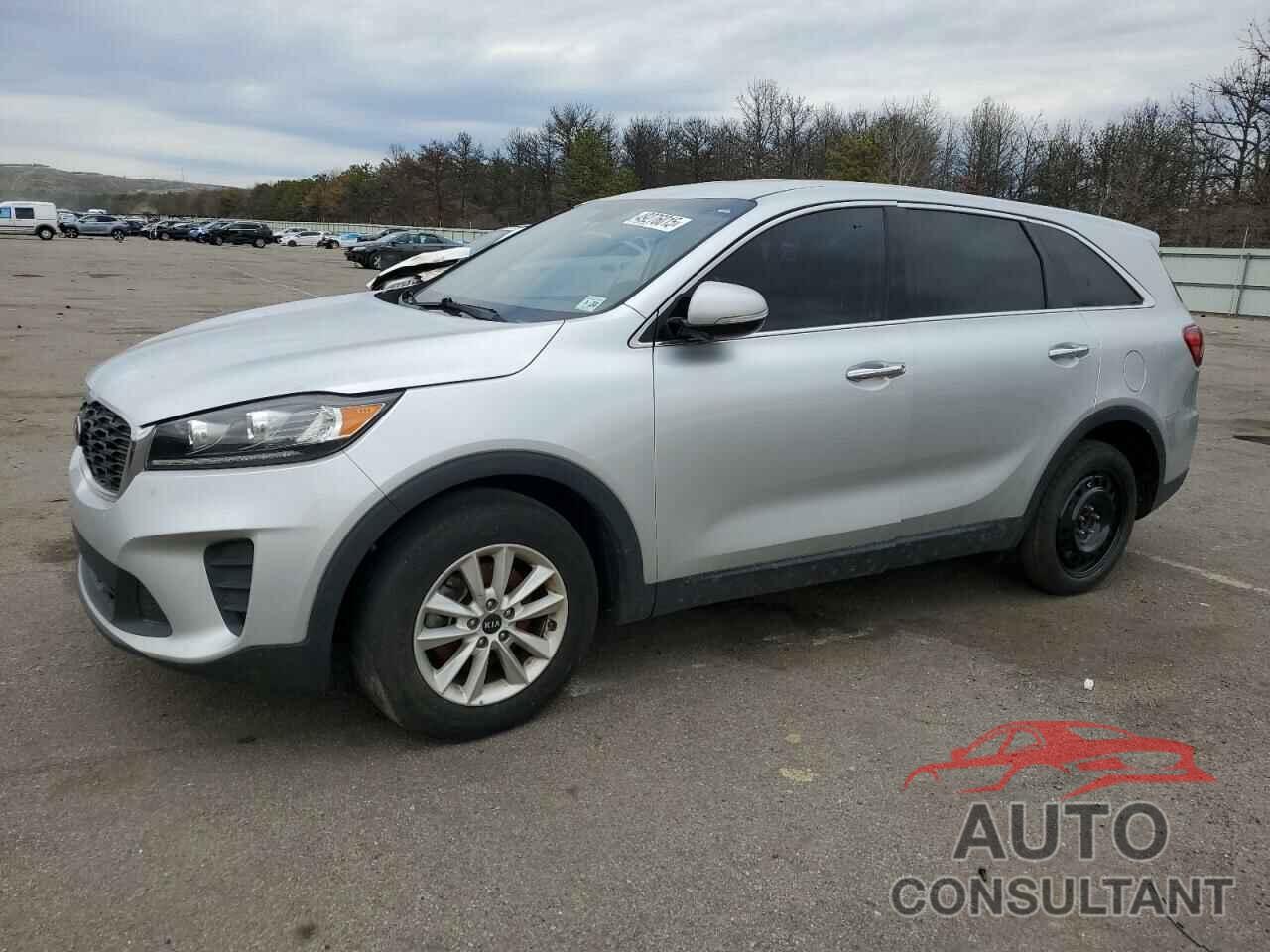 KIA SORENTO 2019 - 5XYPG4A51KG573210