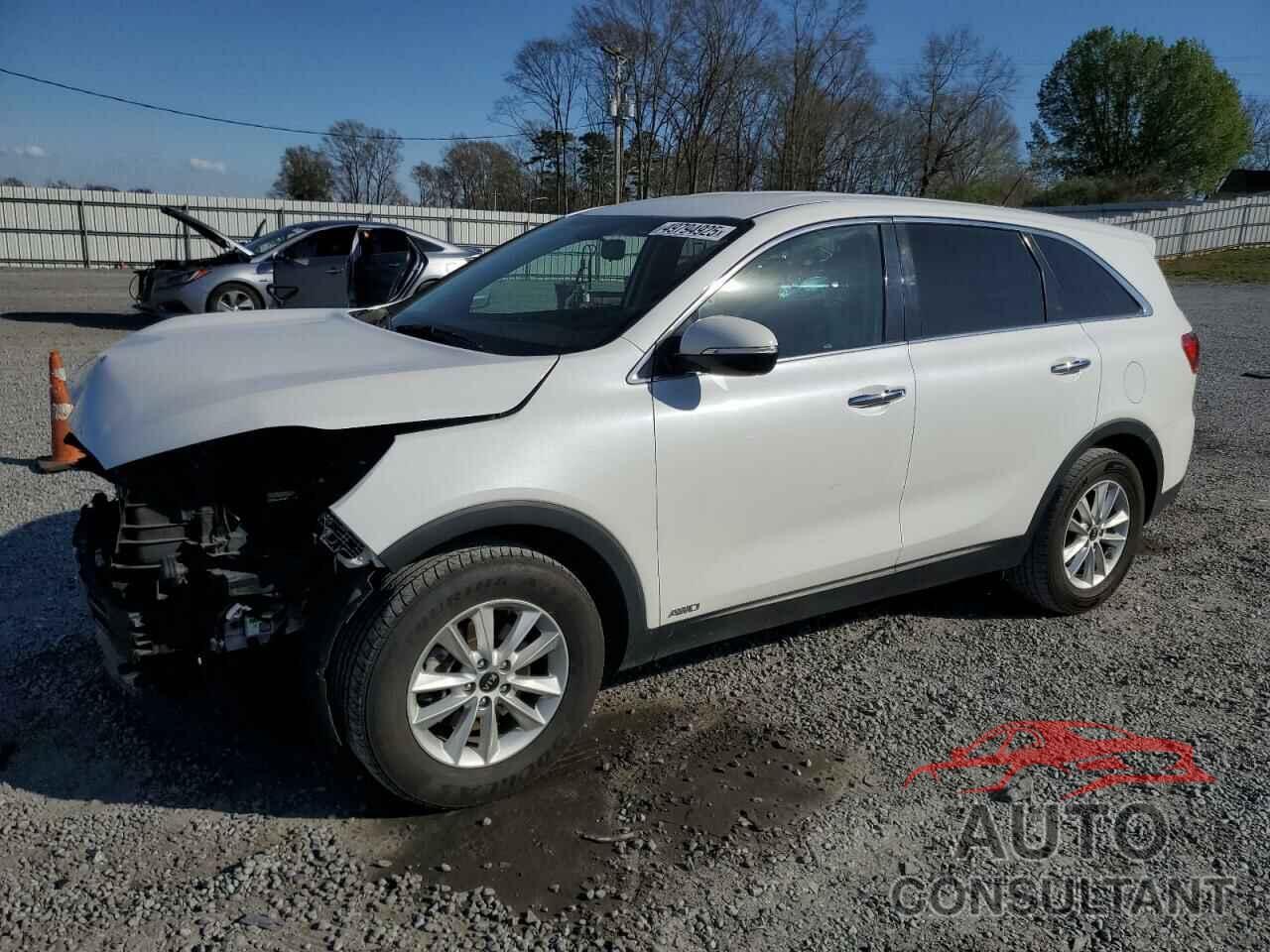 KIA SORENTO 2019 - 5XYPGDA33KG452127