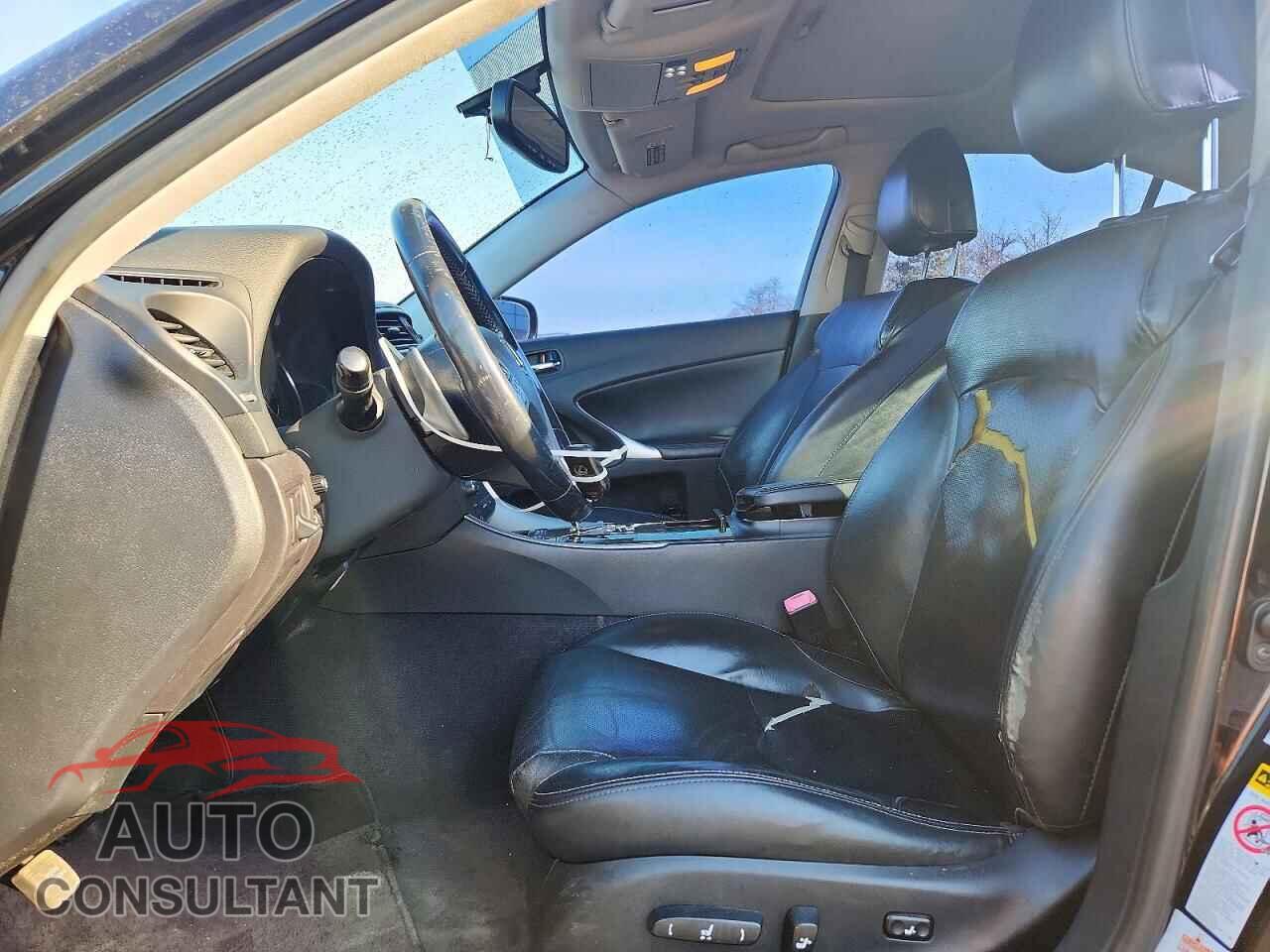 LEXUS IS 2011 - JTHBE5C22B5026298