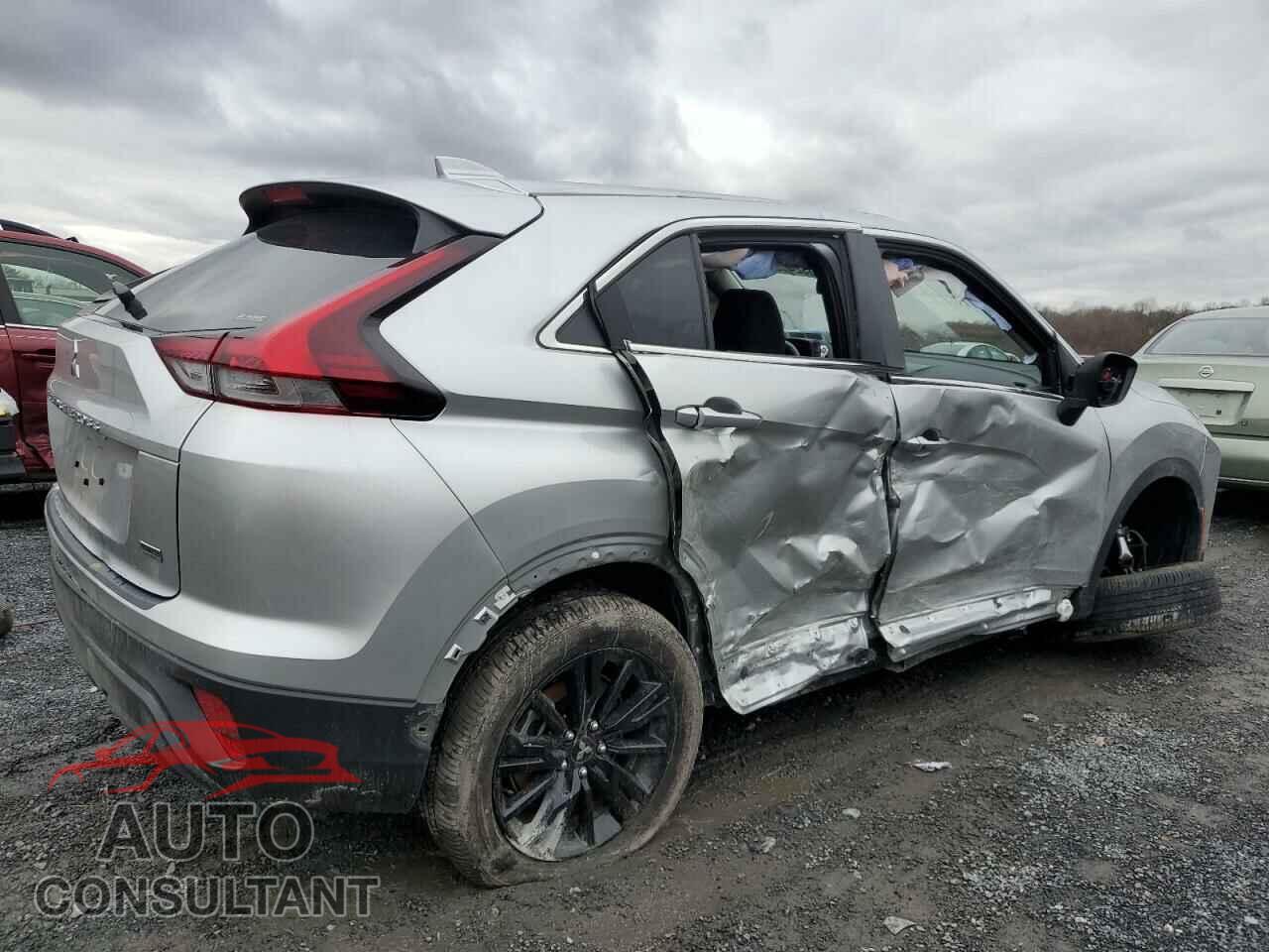 MITSUBISHI ECLIPSE 2024 - JA4ATVAA7RZ001858