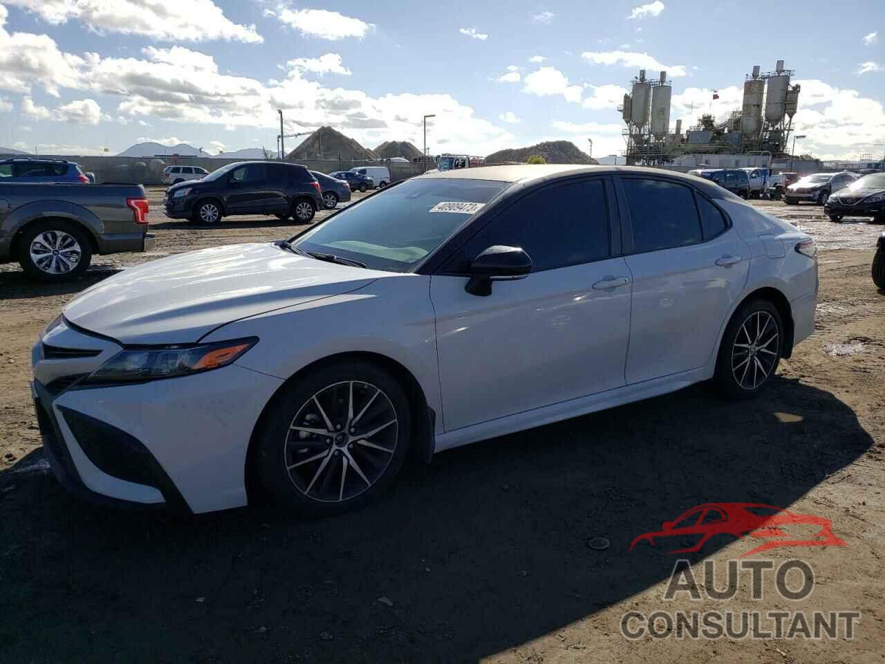 TOYOTA CAMRY 2022 - 4T1G11AK6NU012098