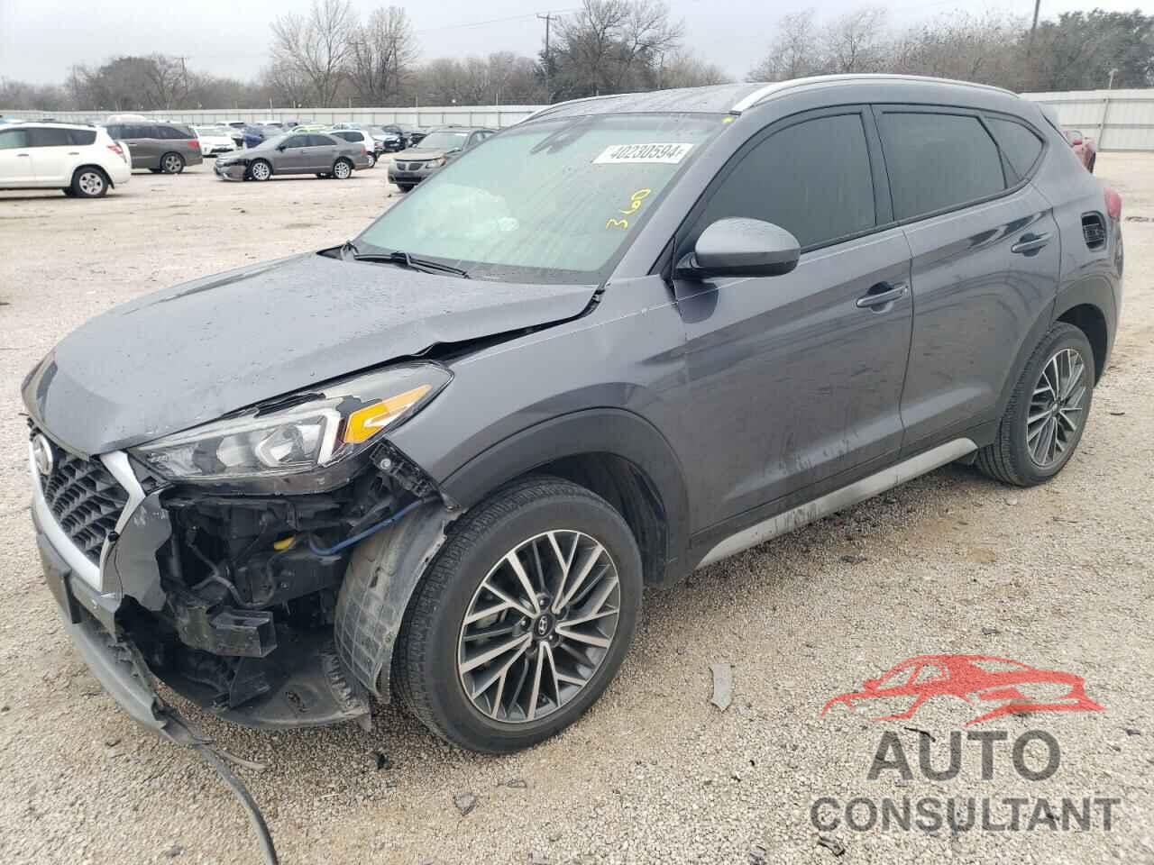 HYUNDAI TUCSON 2019 - KM8J33AL0KU005115