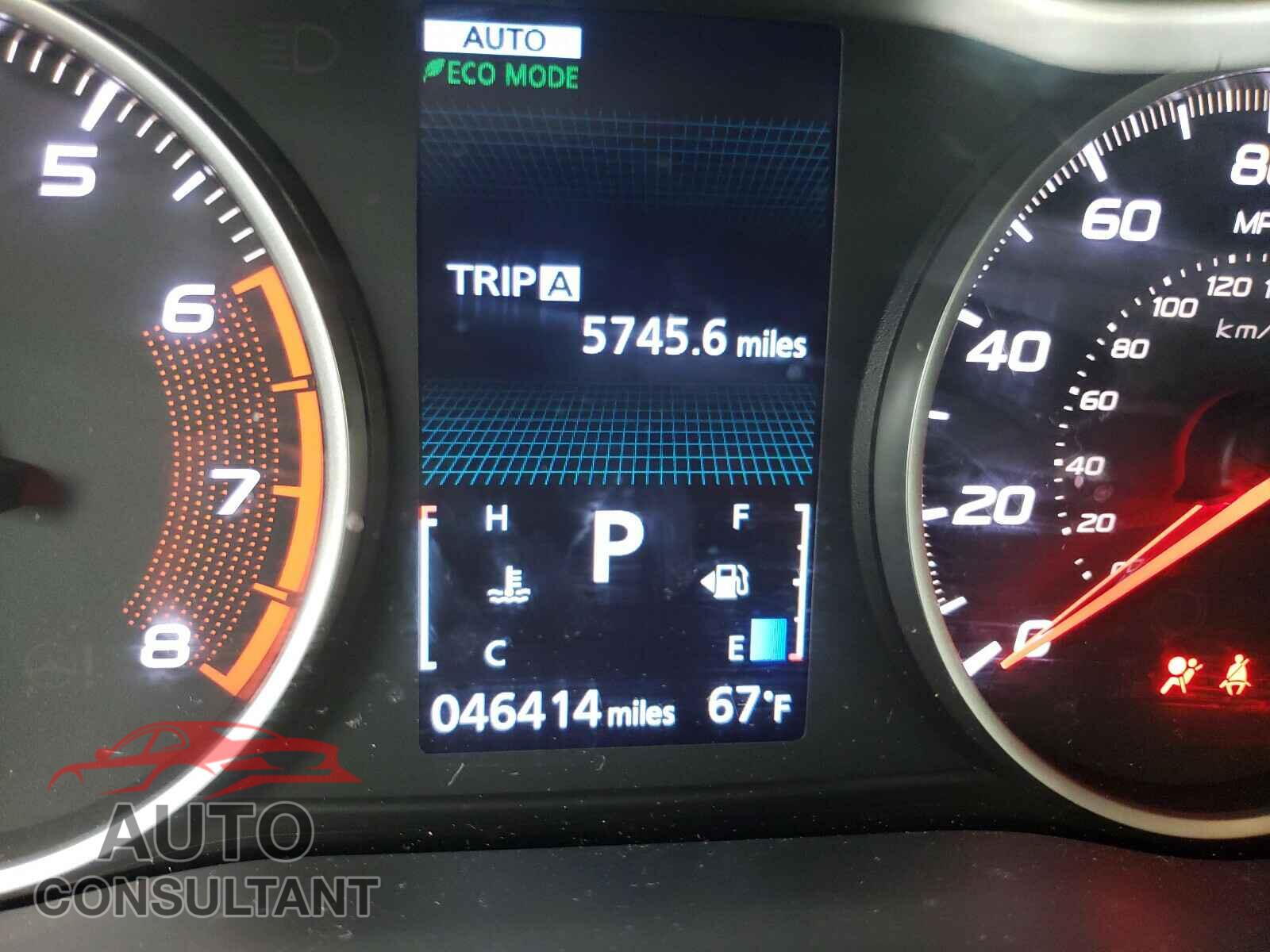 MITSUBISHI ECLIPSE 2018 - JA4AT4AA1JZ044848