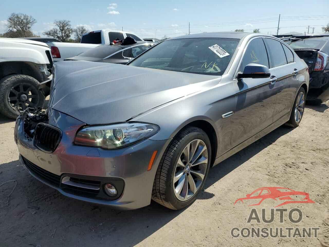 BMW 5 SERIES 2016 - WBA5A5C52GD525598