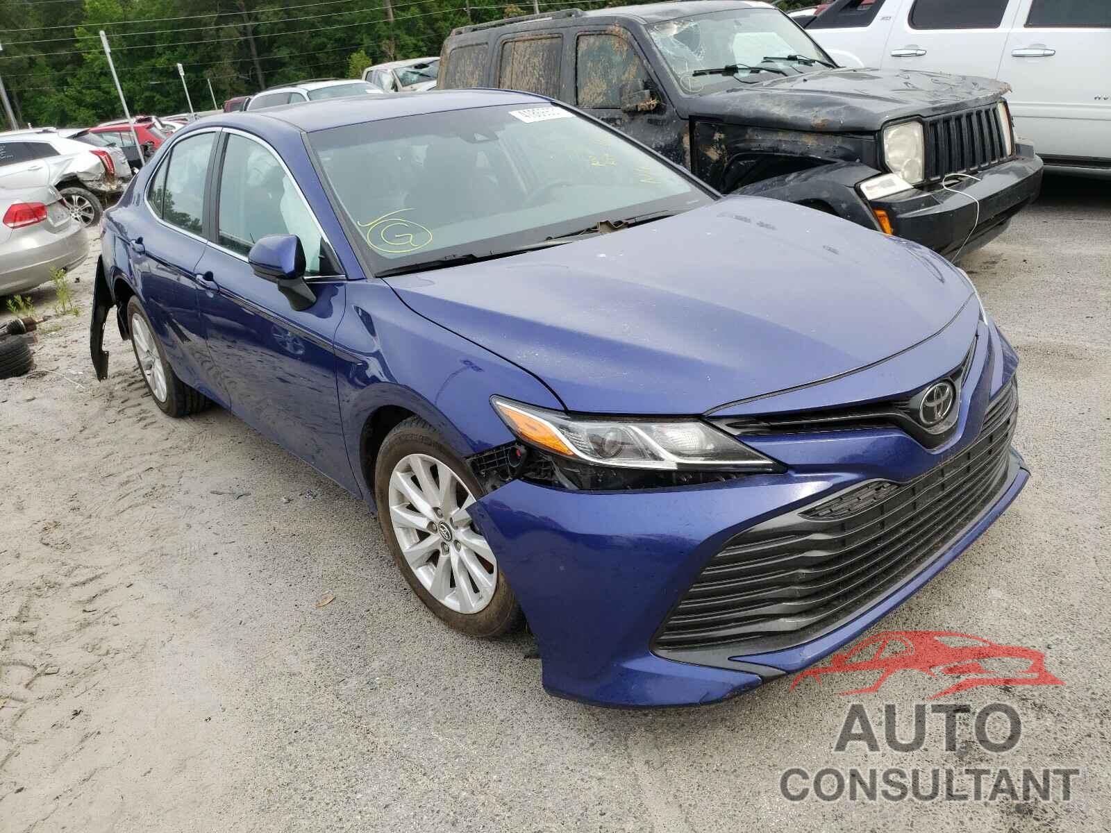 TOYOTA CAMRY 2018 - 4T1B11HK5JU553654