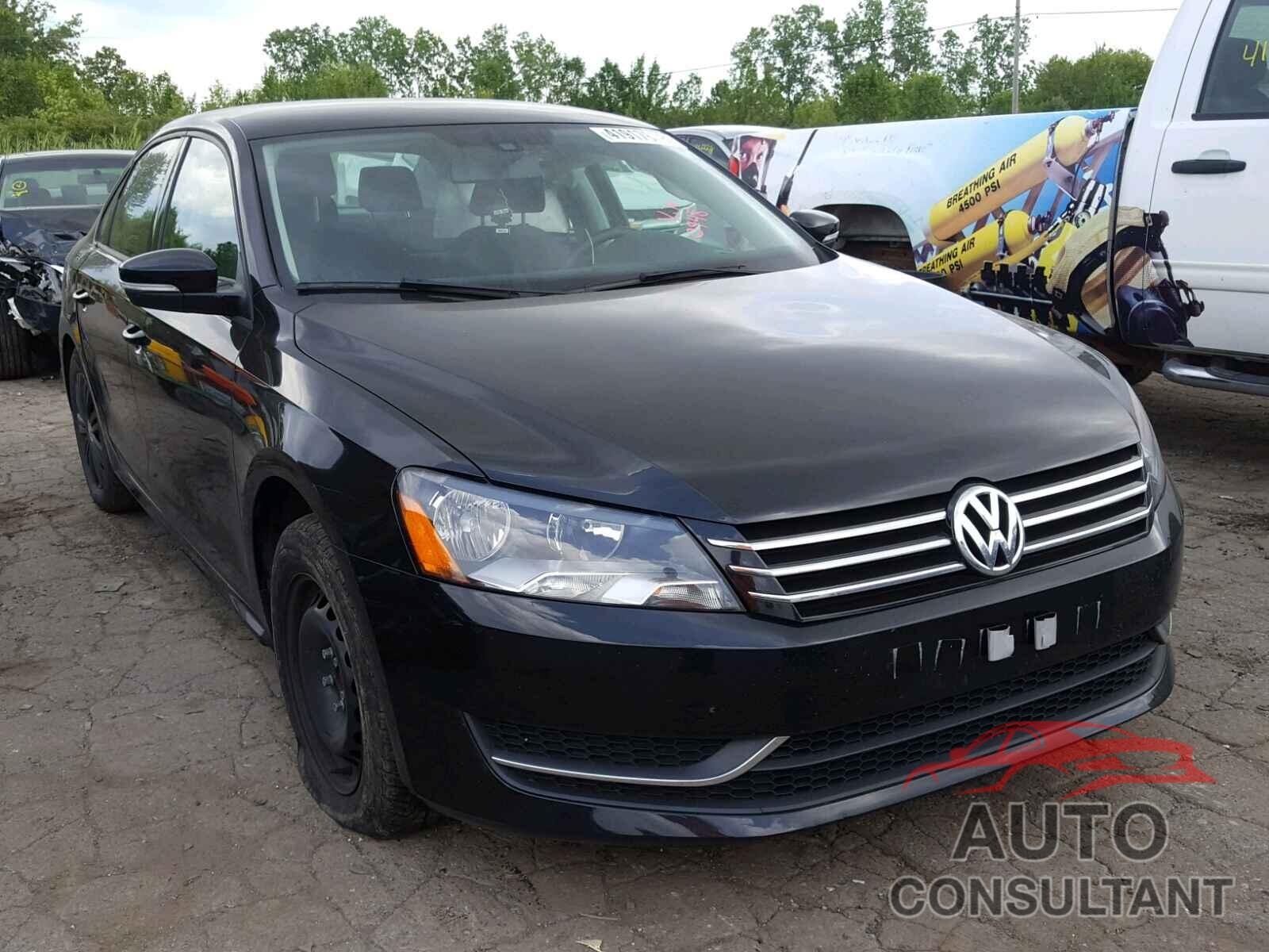 VOLKSWAGEN PASSAT 2015 - 1VWAT7A33FC070948