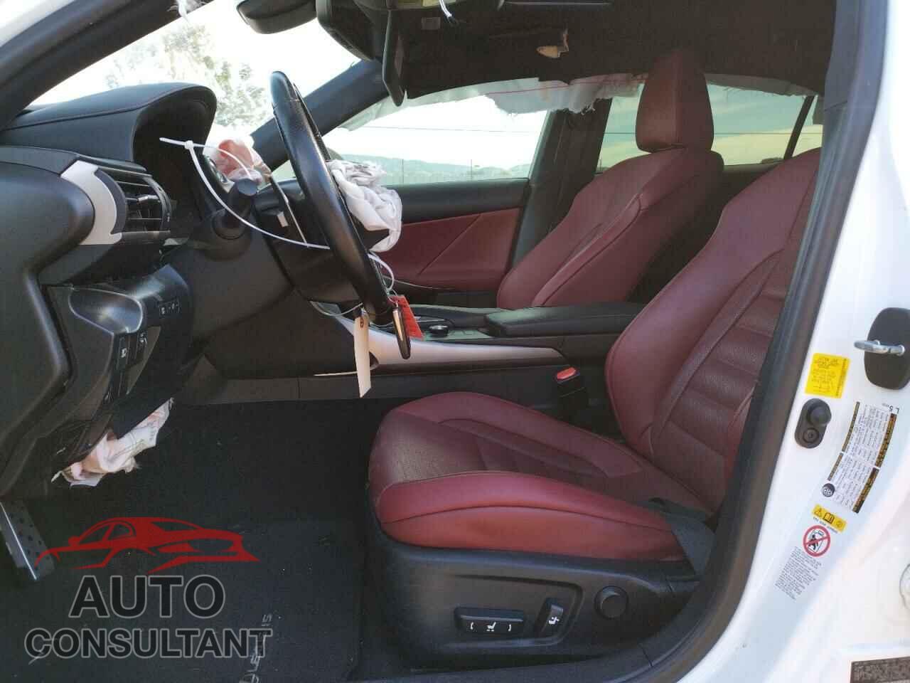 LEXUS IS 2017 - JTHBA1D23H5040612