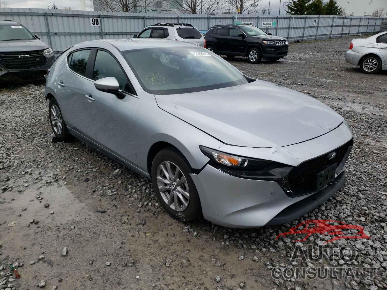 MAZDA 3 2019 - JM1BPAK79K1129906