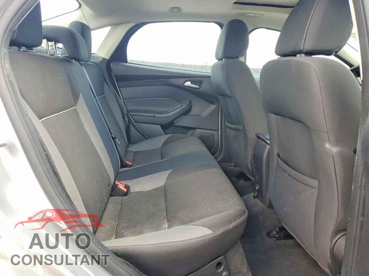FORD FOCUS 2014 - 1FADP3F23EL360799