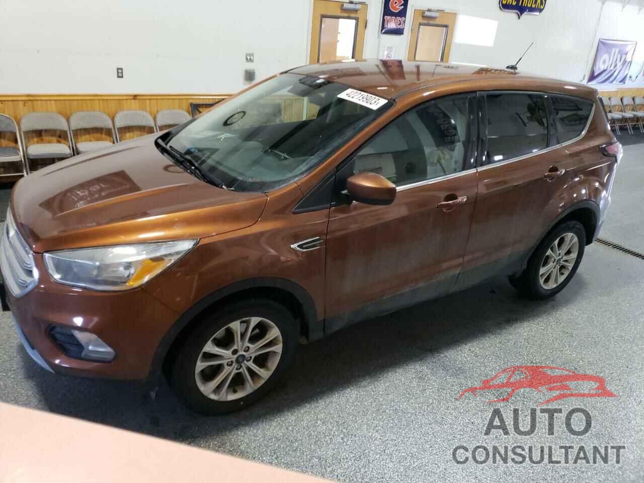 FORD ESCAPE 2017 - 1FMCU9GDXHUE75301