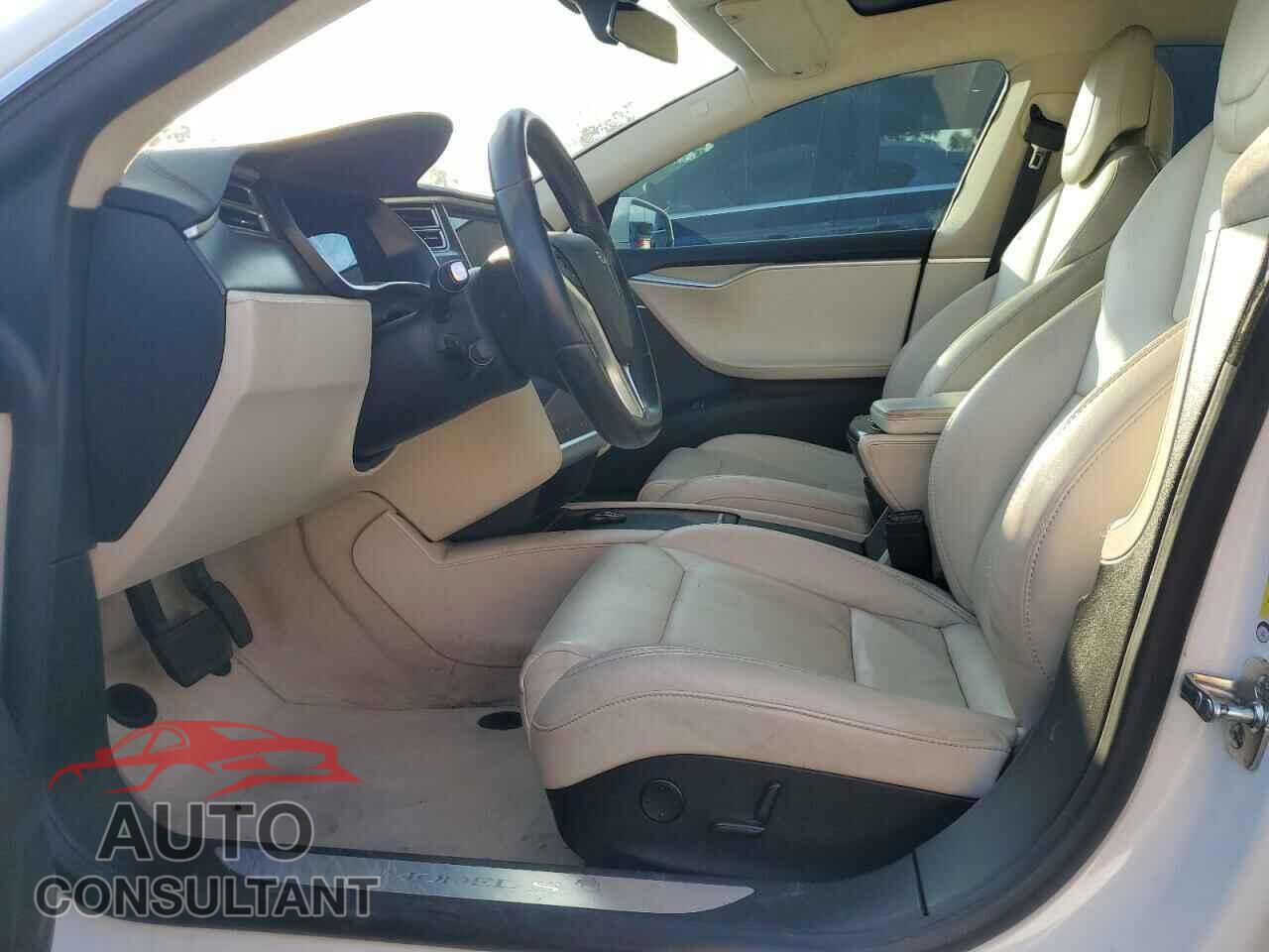 TESLA MODEL S 2017 - 5YJSA1E11HF219138