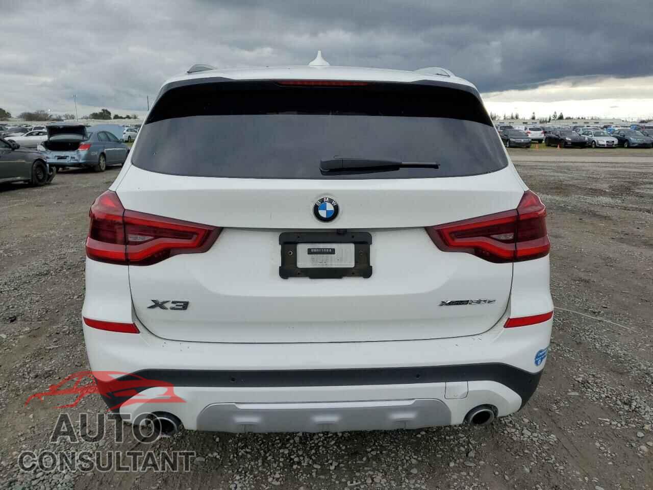 BMW X3 2021 - 5UXTS1C06M9E83229