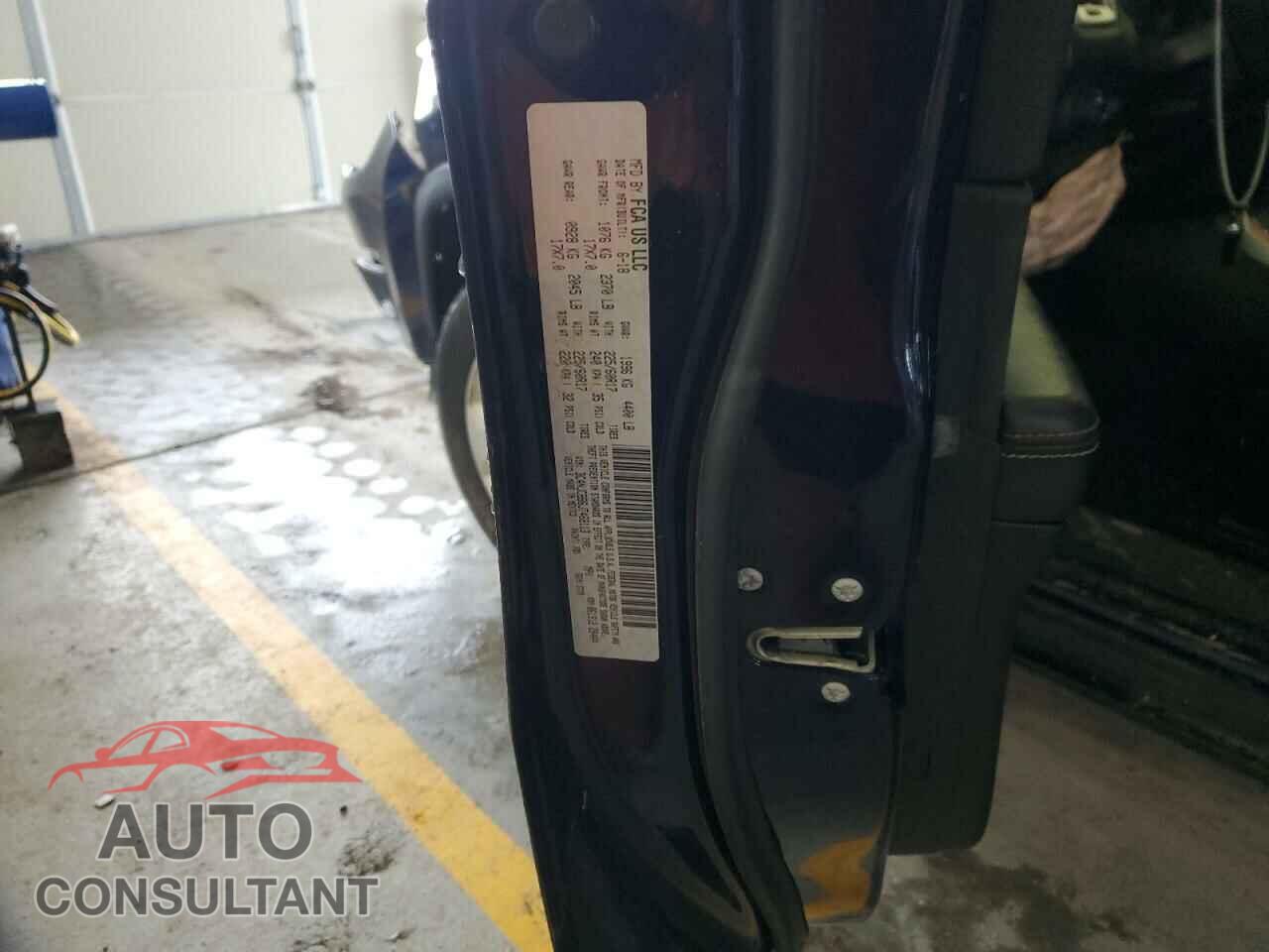 JEEP COMPASS 2018 - 3C4NJCBB6JT468113