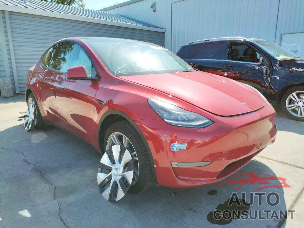 TESLA MODEL Y 2021 - 5YJYGAED4MF177058