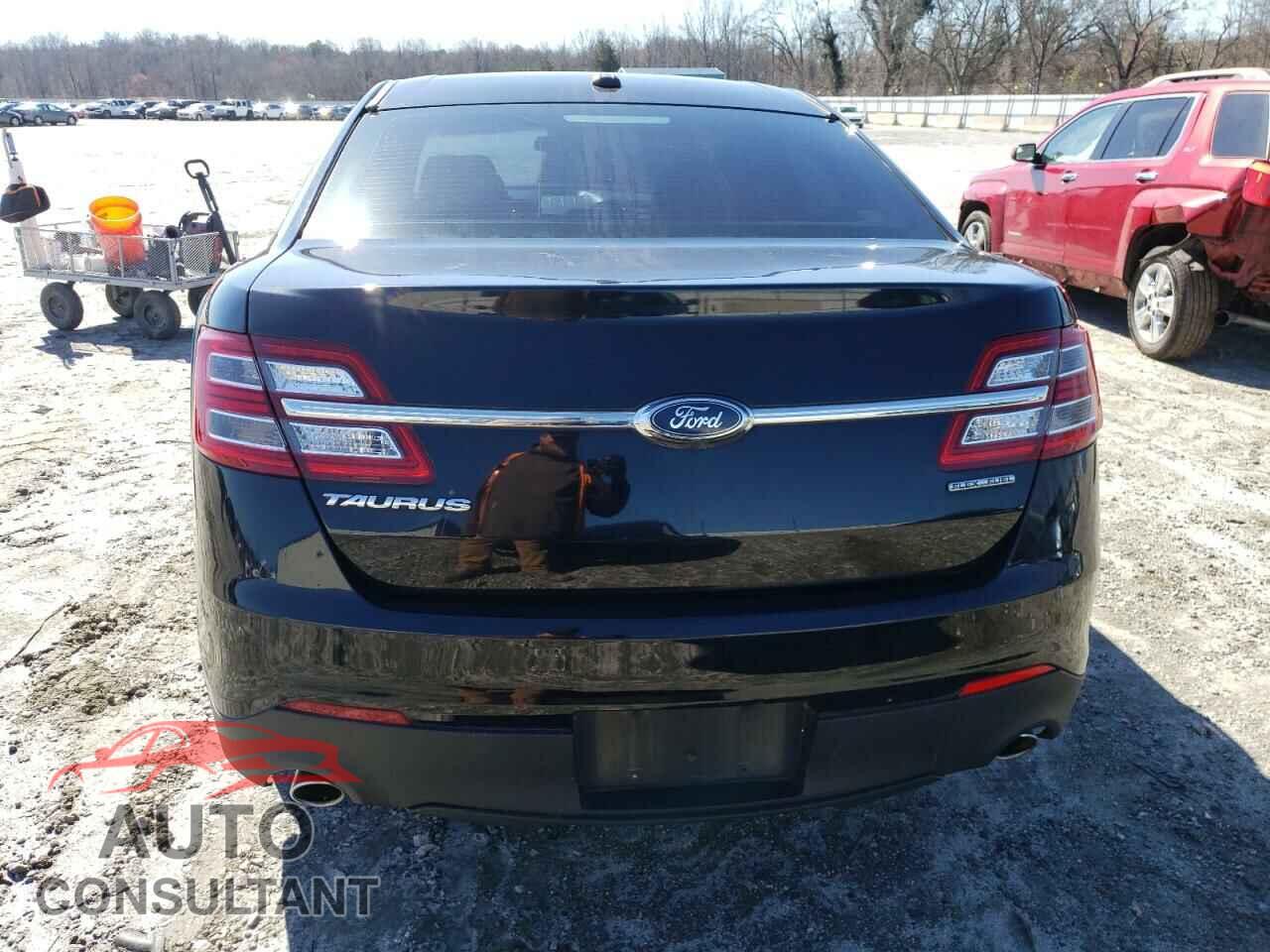 FORD TAURUS 2017 - 1FAHP2D88HG142728
