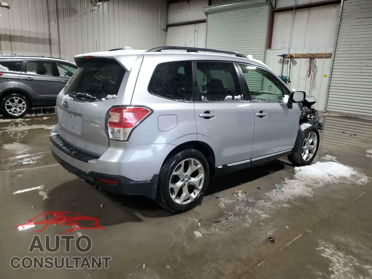 SUBARU FORESTER 2017 - JF2SJAWC5HH805830
