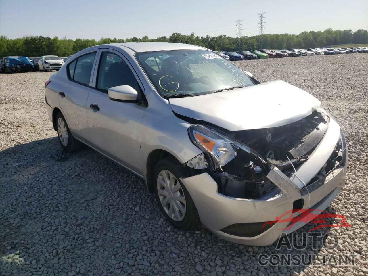 NISSAN VERSA 2017 - 3N1CN7AP8HL866601