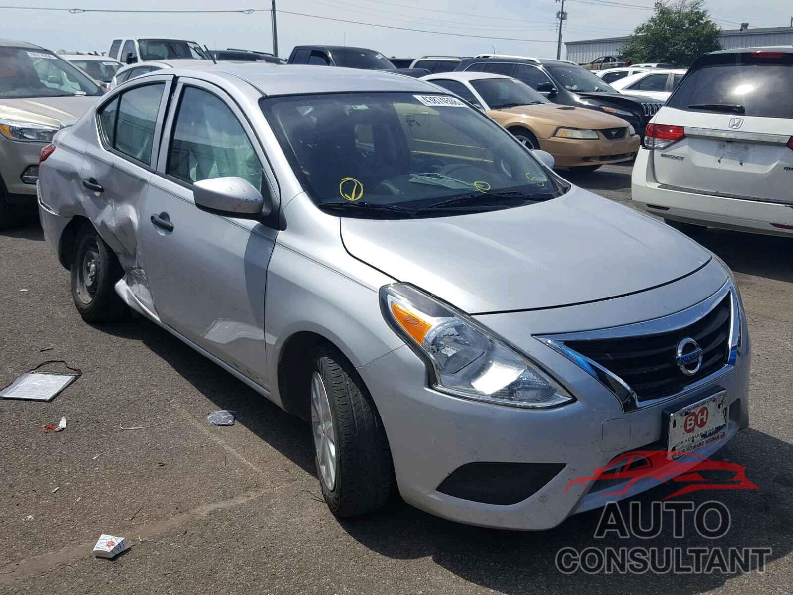 NISSAN VERSA 2017 - 3N1CN7AP0HL904385