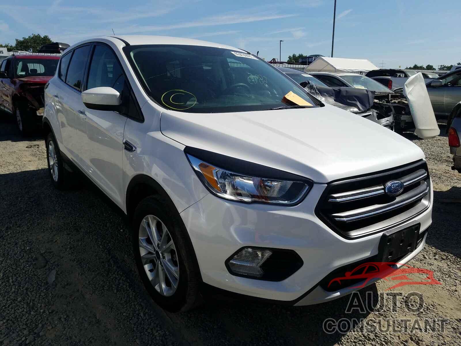 FORD ESCAPE 2017 - 1FMCU9GDXHUE15969