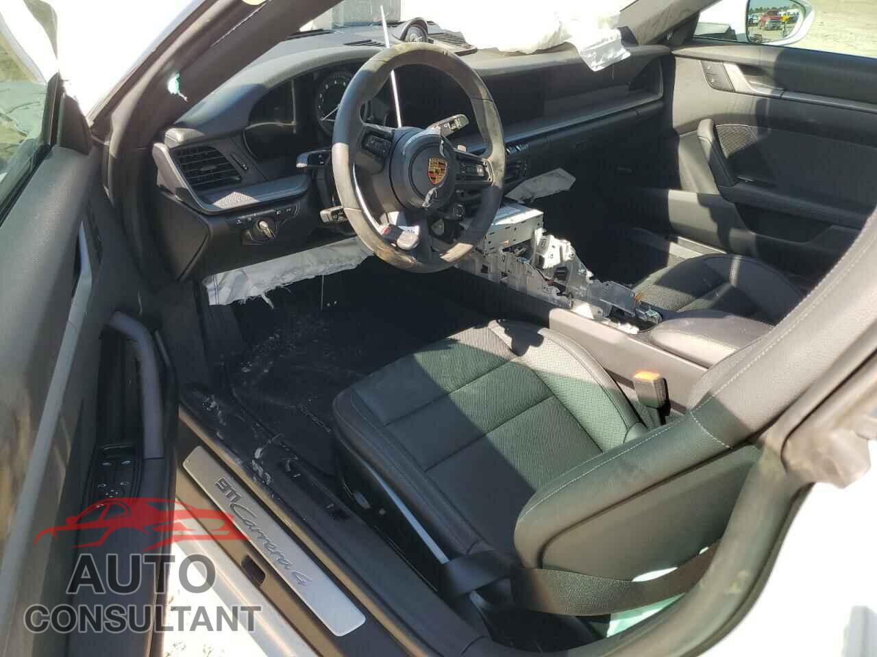 PORSCHE 911 2024 - WP0AA2A90RS209329