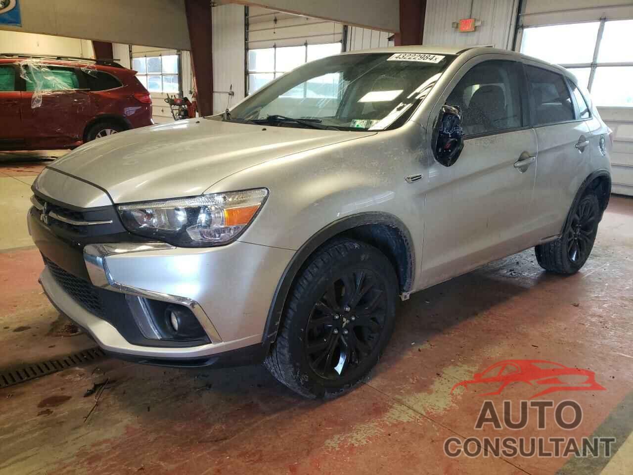 MITSUBISHI OUTLANDER 2018 - JA4AR3AU8JZ029072