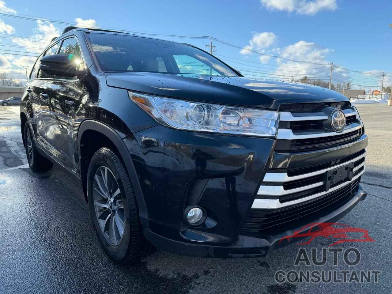 TOYOTA HIGHLANDER 2019 - 5TDJGRFH5KS075133