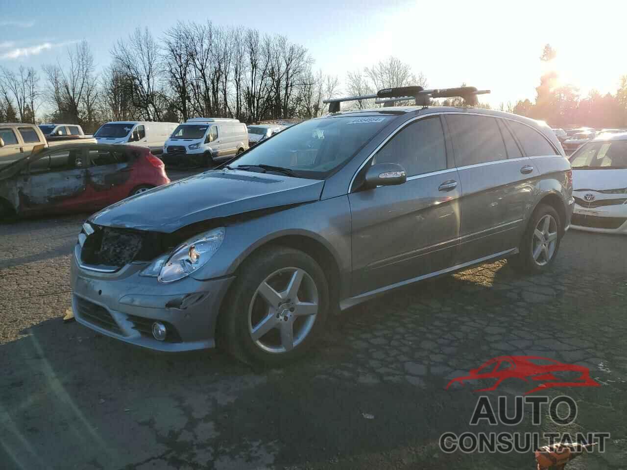 MERCEDES-BENZ R-CLASS 2010 - 4JGCB6FB4AA102119