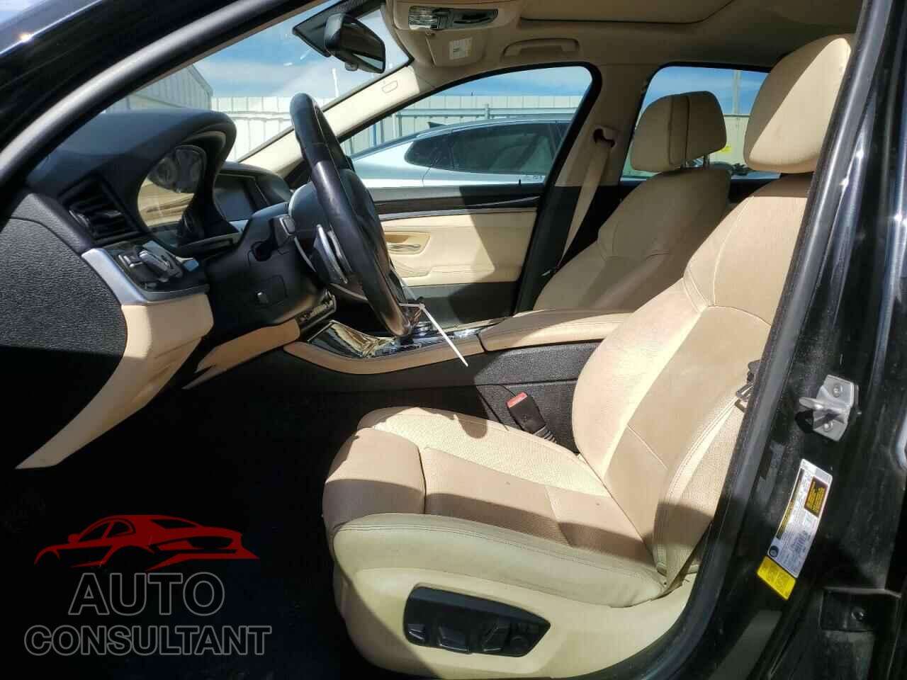 BMW 5 SERIES 2016 - WBA5A5C57GG347301