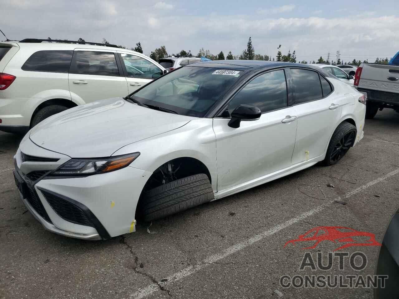 TOYOTA CAMRY 2023 - 4T1KZ1AK3PU079568