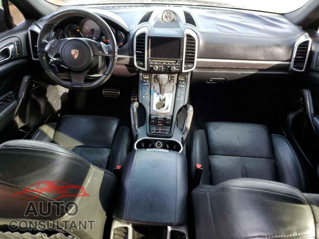 PORSCHE CAYENNE 2012 - WP1AB2A27CLA48705