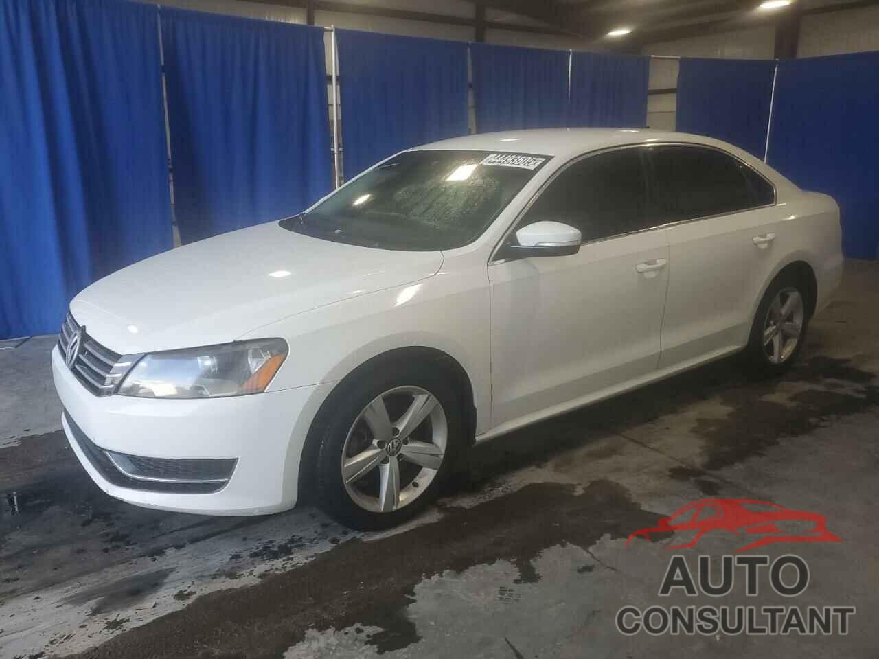 VOLKSWAGEN PASSAT 2014 - 1VWBT7A38EC114008