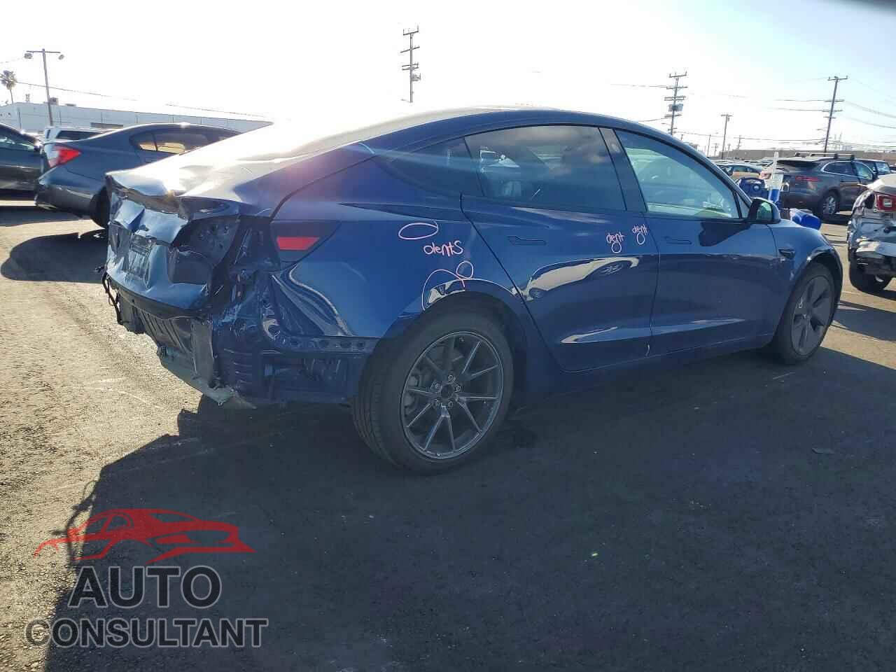 TESLA MODEL 3 2021 - 5YJ3E1EA8MF872441