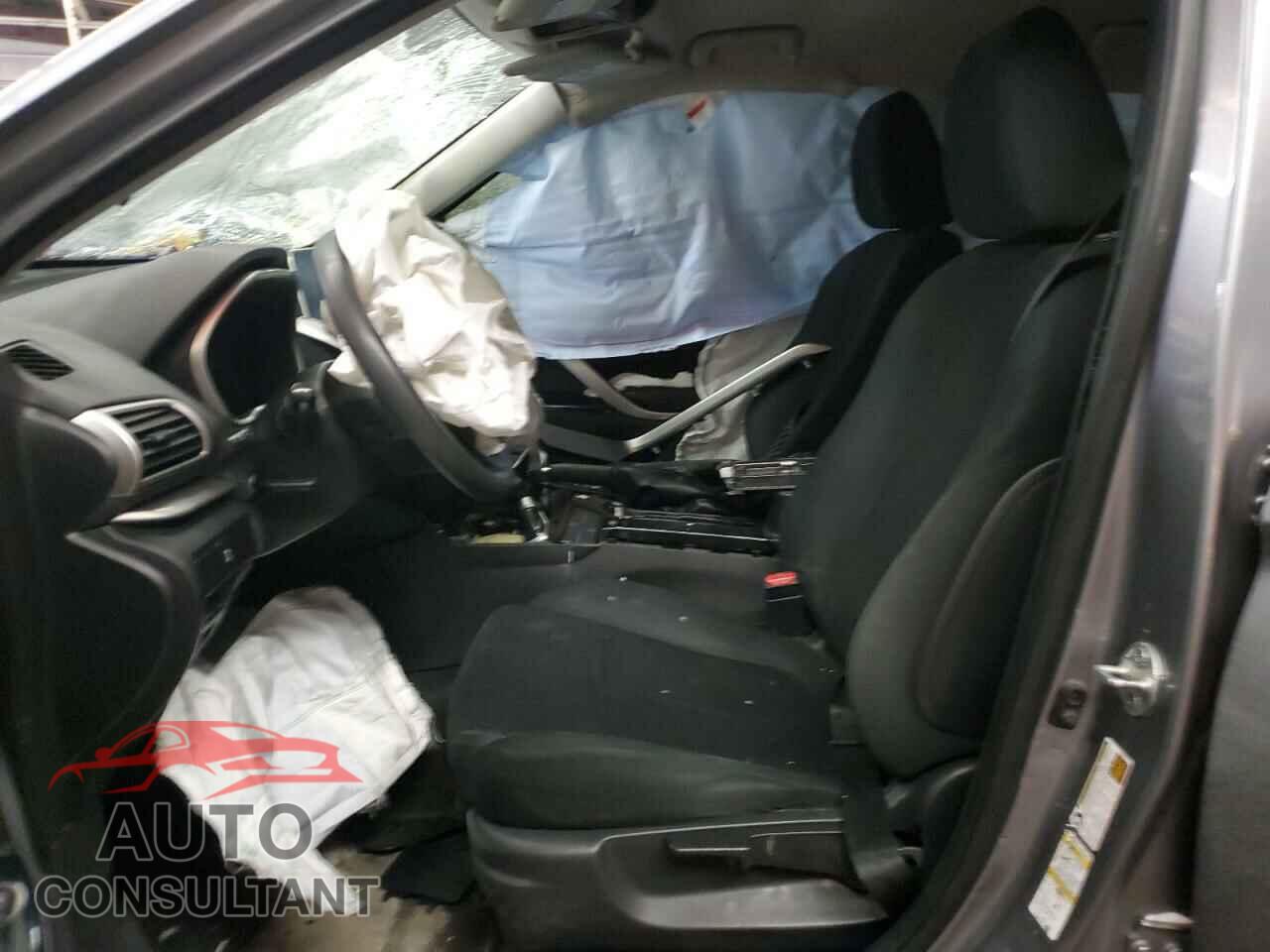 MITSUBISHI ECLIPSE 2019 - JA4AT4AA3KZ018267