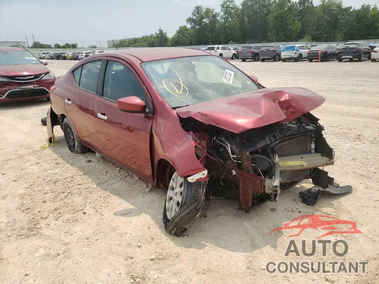 NISSAN VERSA 2018 - 3N1CN7AP8JL876017