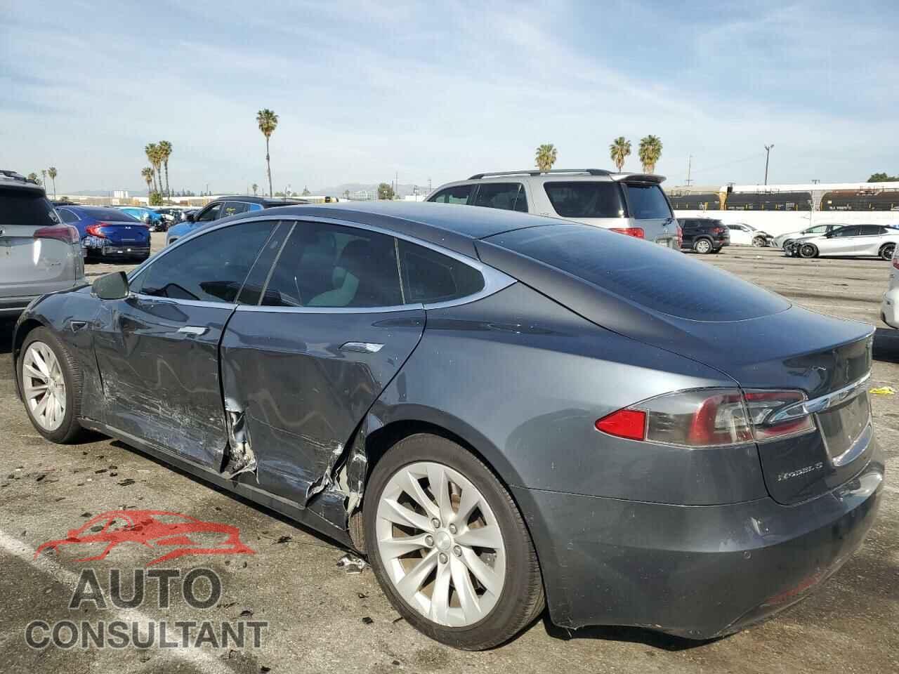 TESLA MODEL S 2017 - 5YJSA1E15HF205422