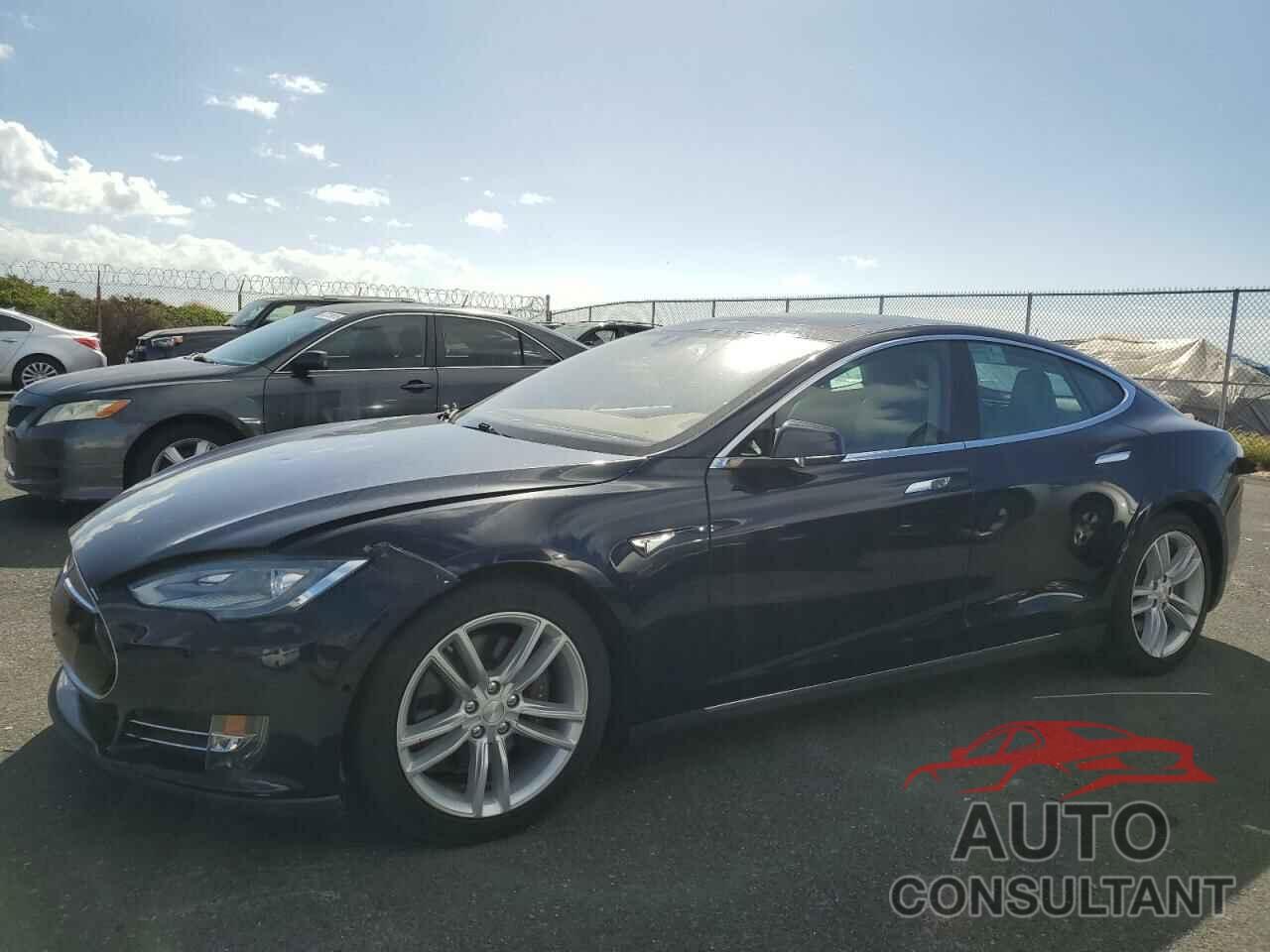 TESLA MODEL S 2014 - 5YJSA1H14EFP56836