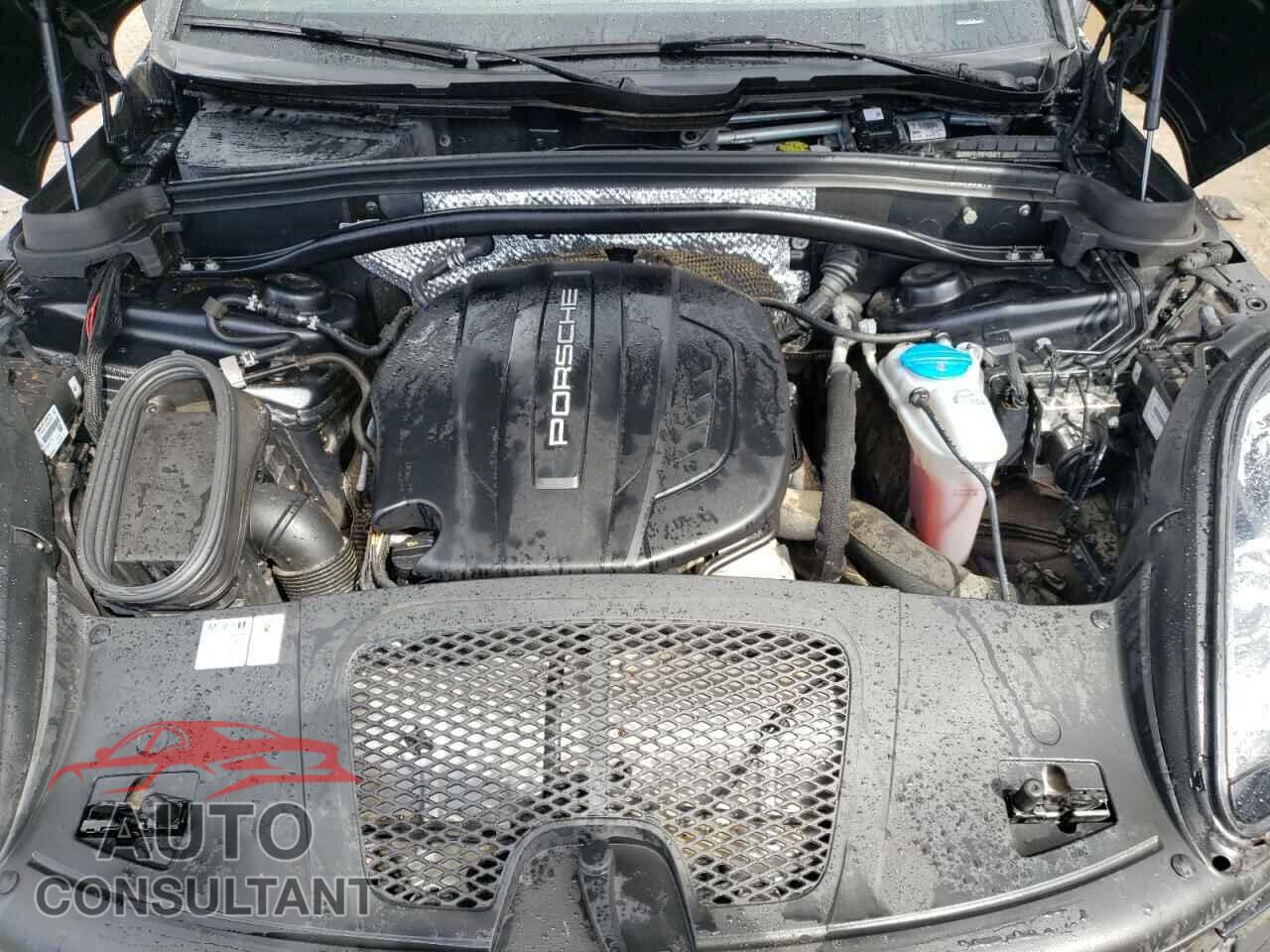 PORSCHE MACAN 2018 - WP1AA2A59JLB15010
