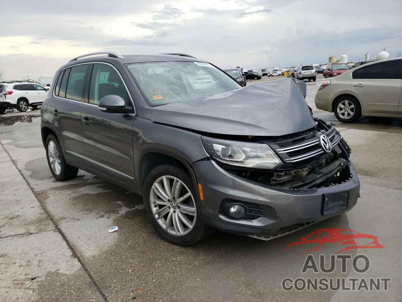 VOLKSWAGEN TIGUAN 2016 - WVGAV7AX4GW509022