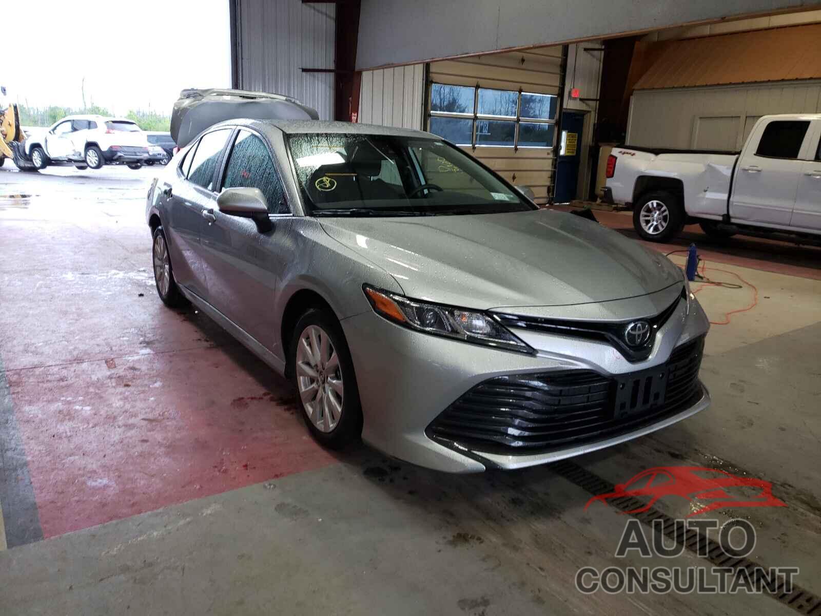 TOYOTA CAMRY 2019 - 4T1B11HK2KU796646