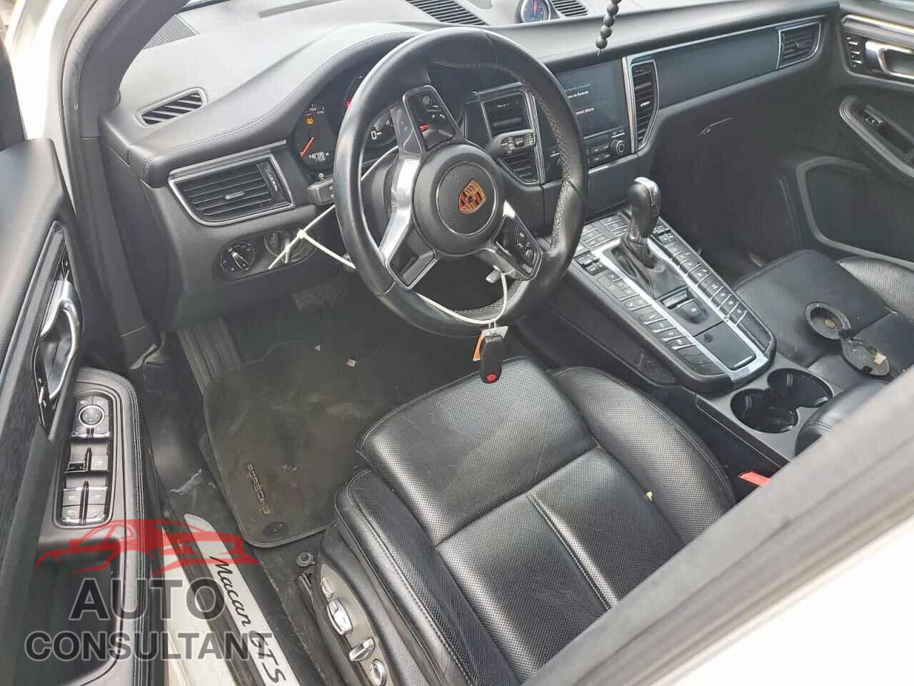 PORSCHE MACAN 2017 - WP1AG2A52HLB55714