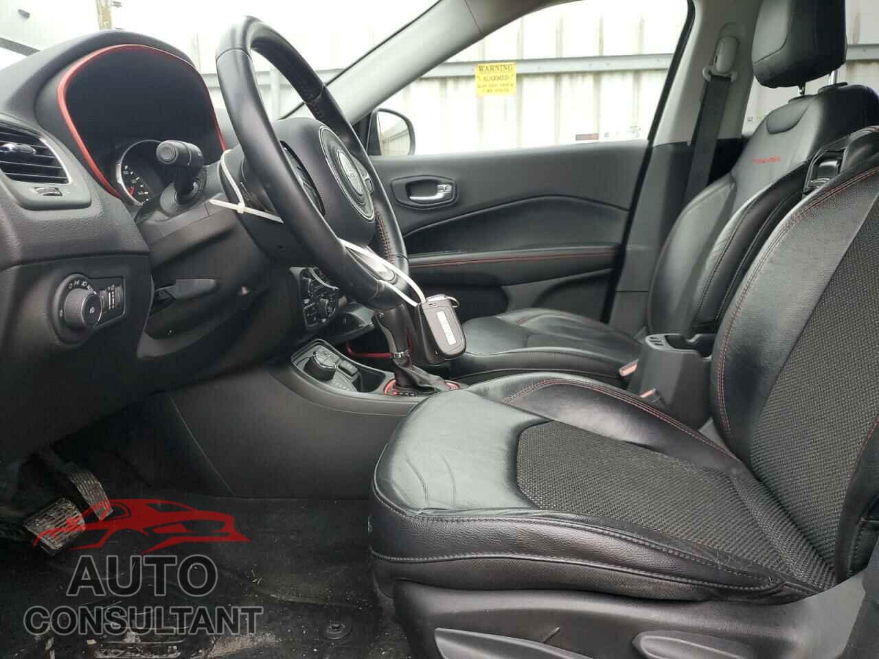 JEEP COMPASS 2017 - 3C4NJDDB1HT668104