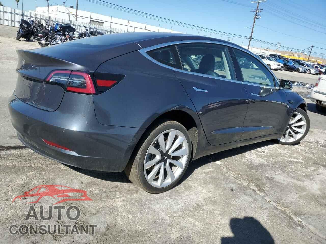 TESLA MODEL 3 2018 - 5YJ3E1EAXJF015078