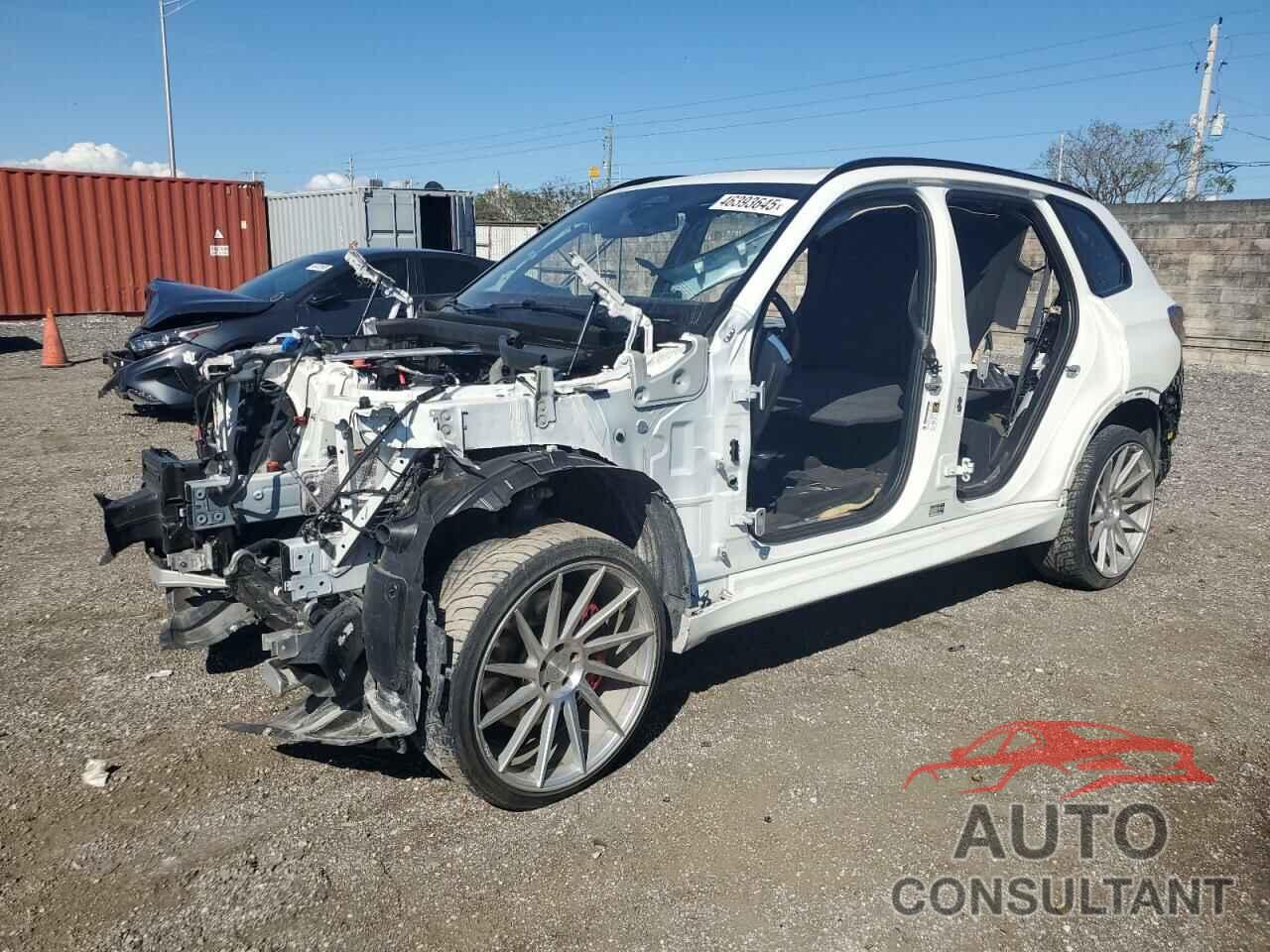 BMW X5 2024 - 5UX13EU08R9W21576
