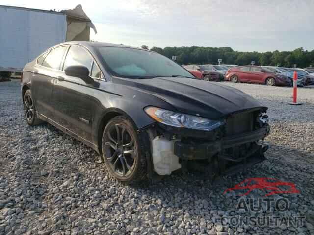 FORD FUSION 2018 - 3FA6P0LU0JR132056