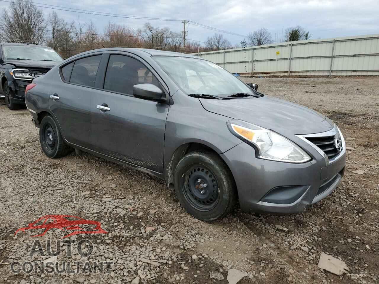 NISSAN VERSA 2017 - 3N1CN7AP3HL831299
