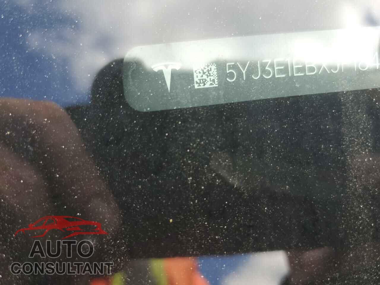 TESLA MODEL 3 2018 - 5YJ3E1EBXJF184252