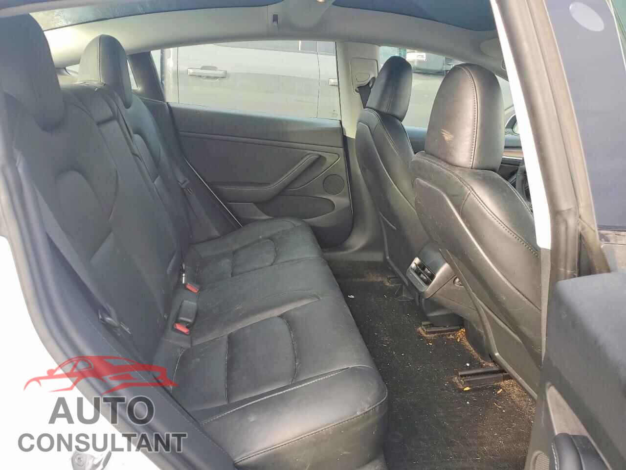 TESLA MODEL 3 2023 - 5YJ3E1EA1PF555184