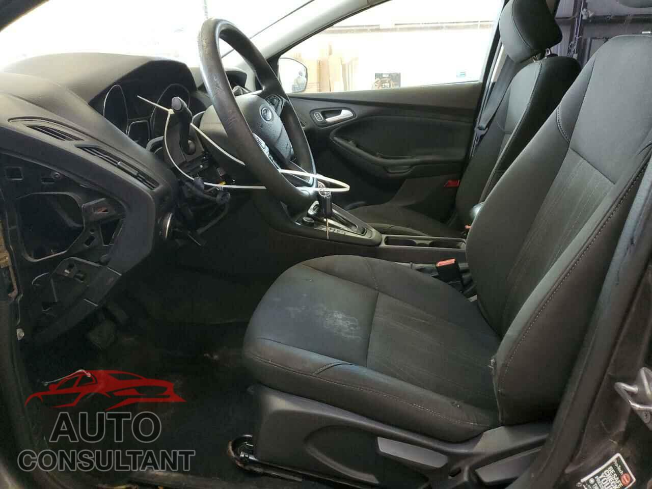 FORD FOCUS 2017 - 1FADP3F24HL260795